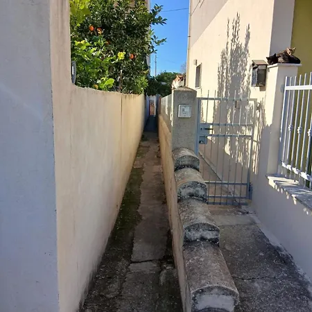 Tra Mare E Terra Reggio Calabria Apartman *