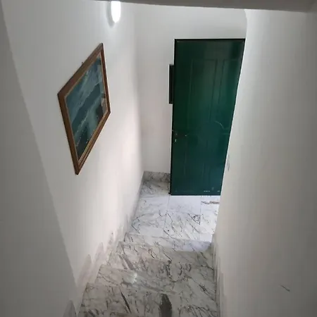 Tra Mare E Terra Reggio Calabria * Lazzaro