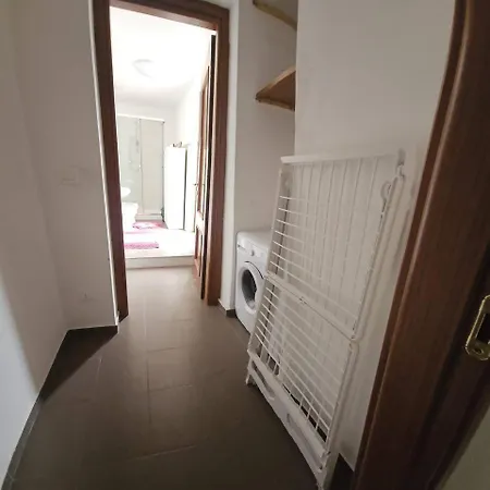 Tra Mare E Terra Reggio Calabria Apartman *